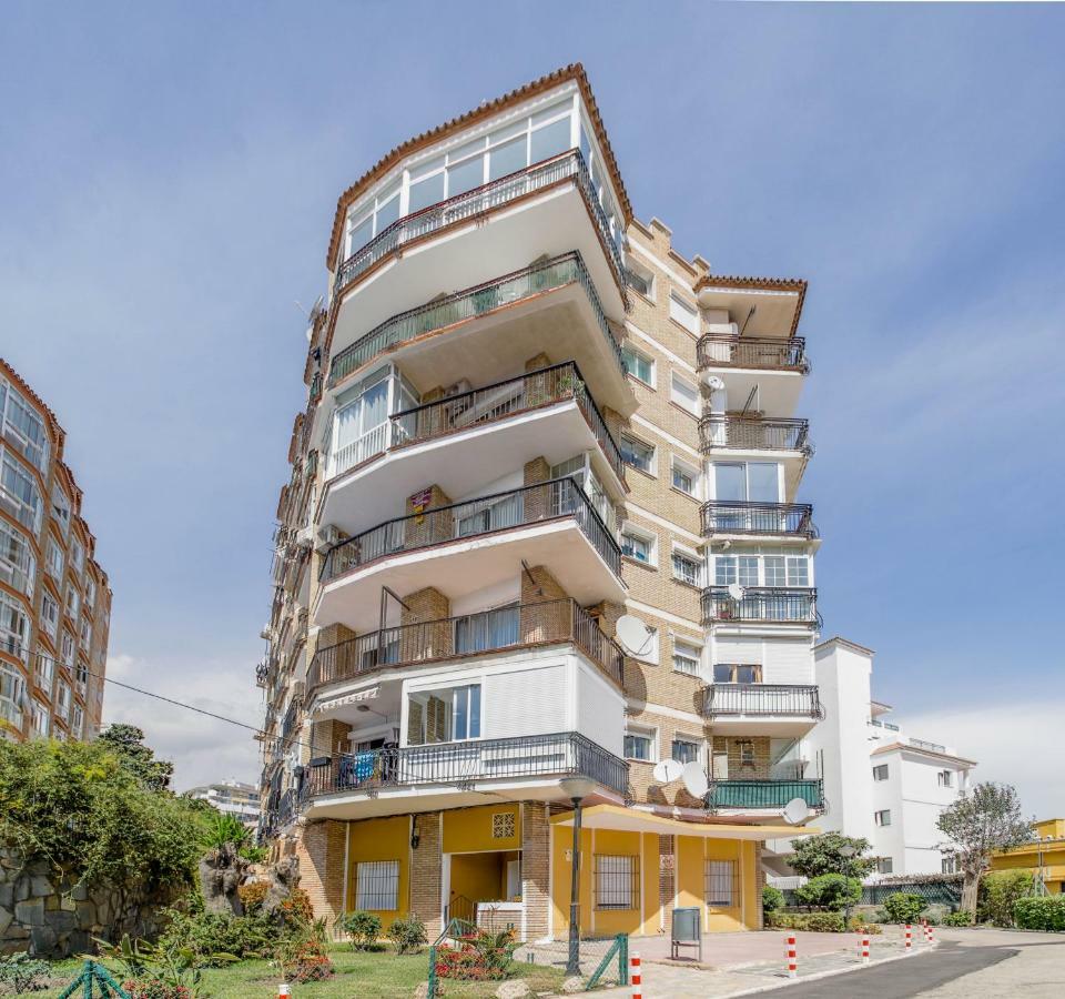 Precioso Apartamento Al Lado De La Playa Беналмадена Екстериор снимка