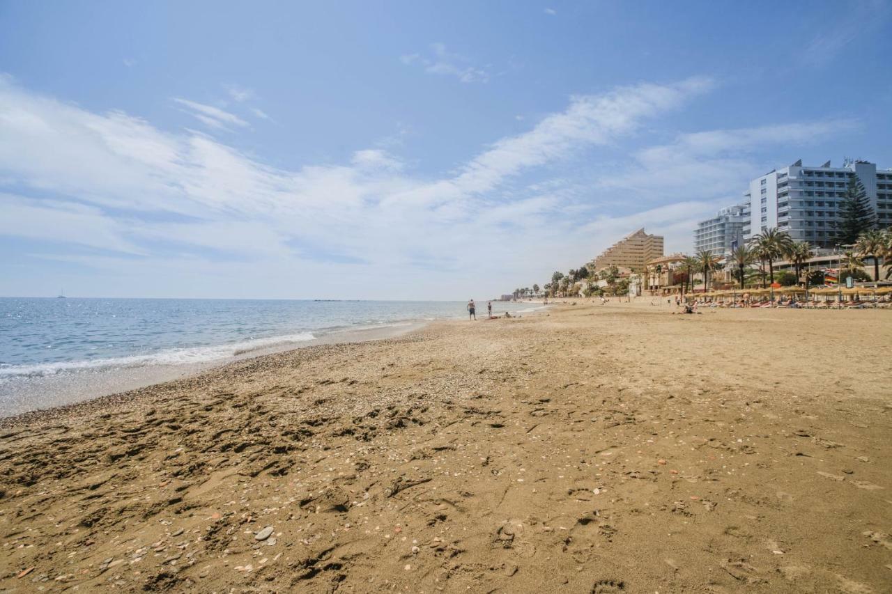 Precioso Apartamento Al Lado De La Playa Беналмадена Екстериор снимка
